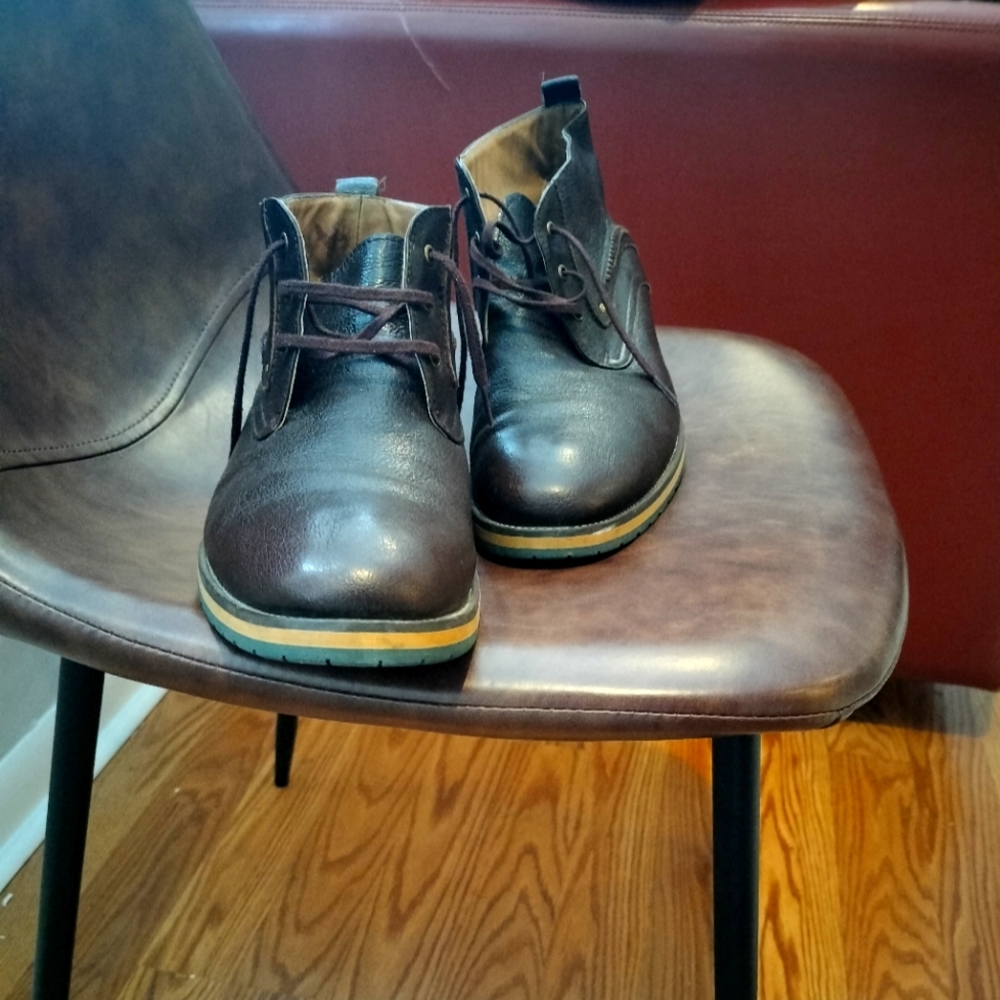 Zanzara ankle length boots, size 9